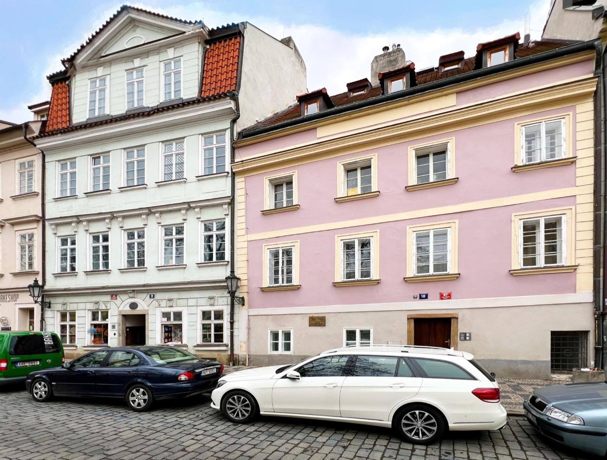 פראג Residence Charles Bridge מראה חיצוני תמונה