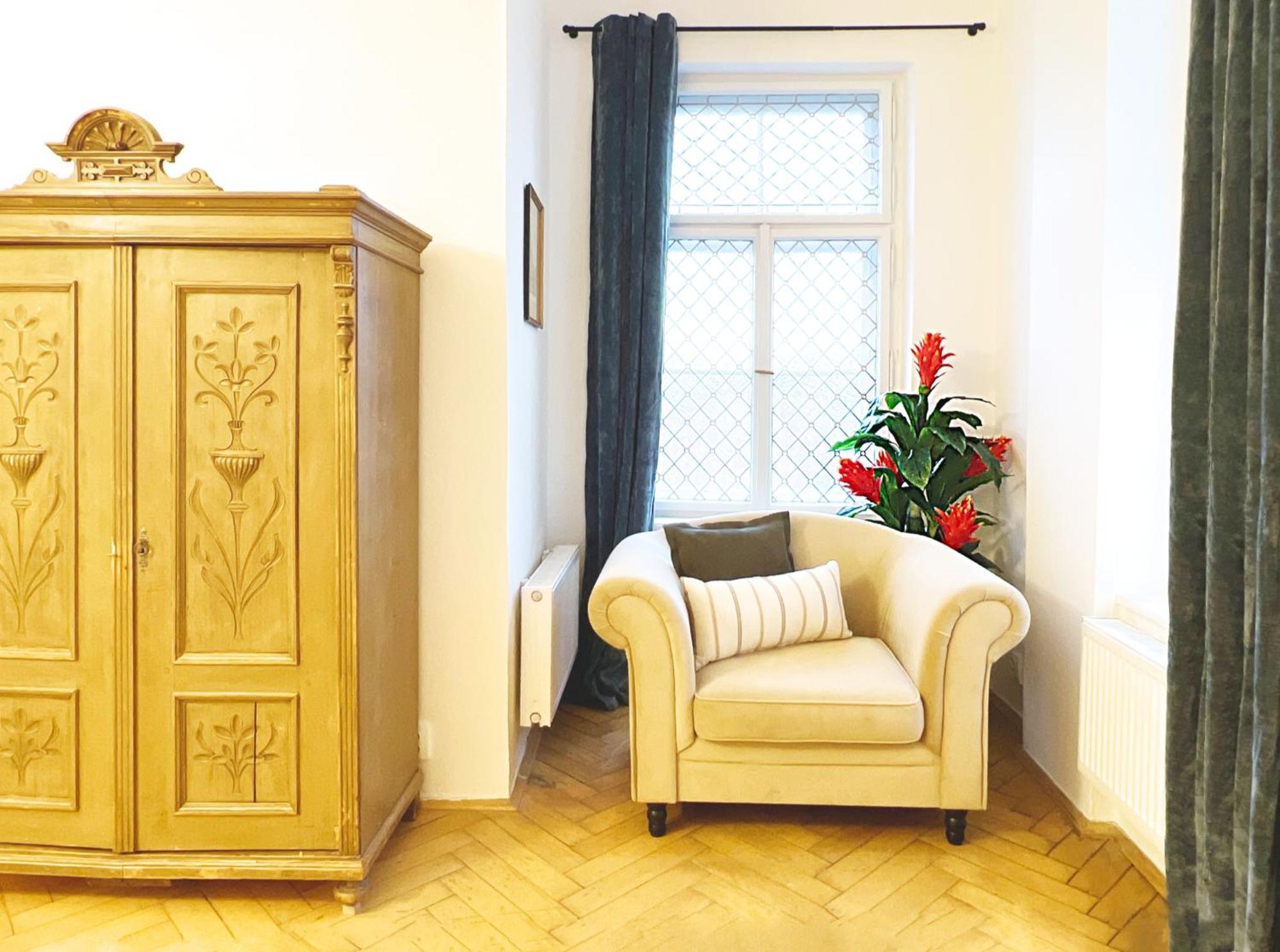 פראג Residence Charles Bridge מראה חיצוני תמונה