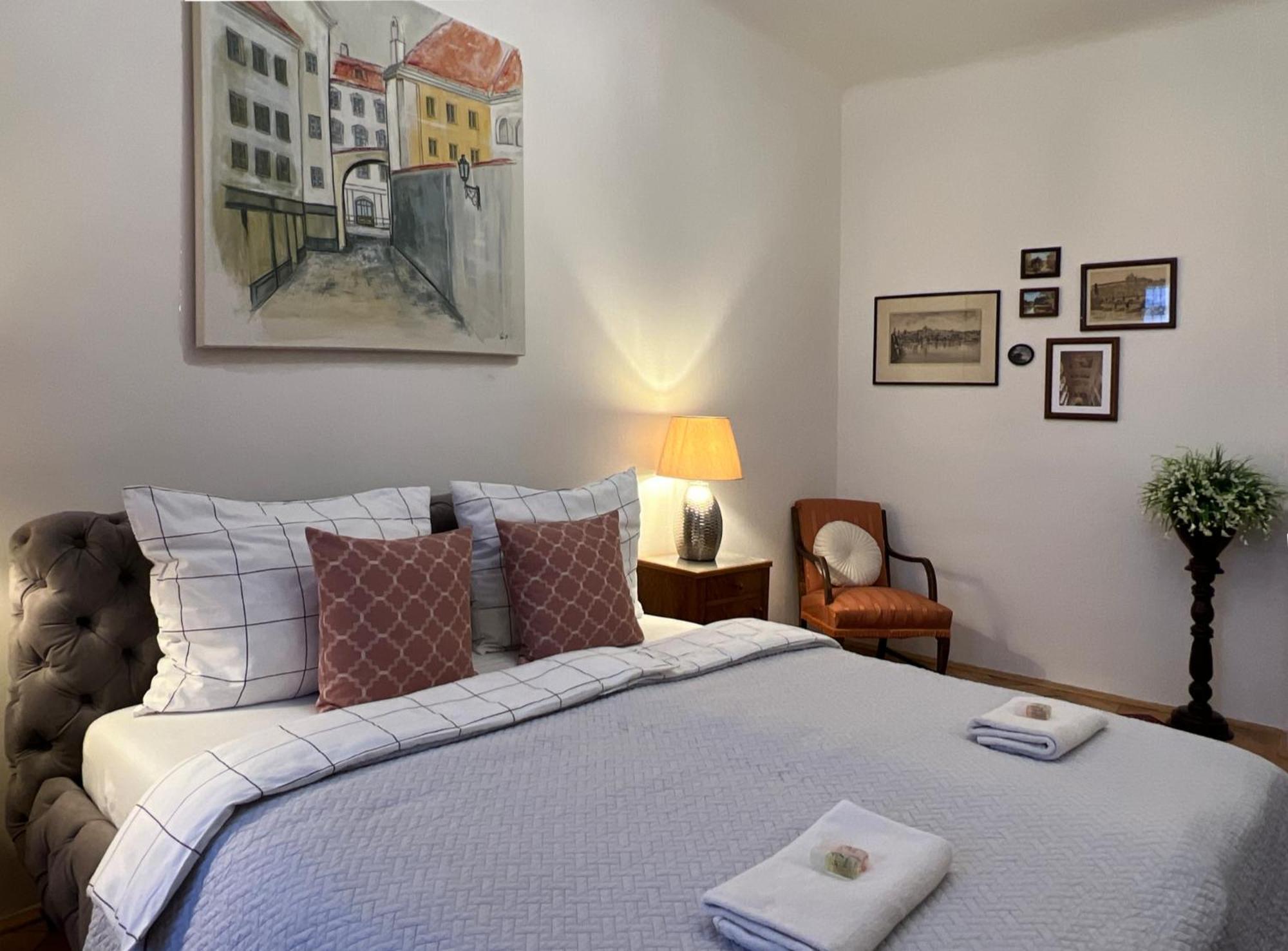 פראג Residence Charles Bridge מראה חיצוני תמונה